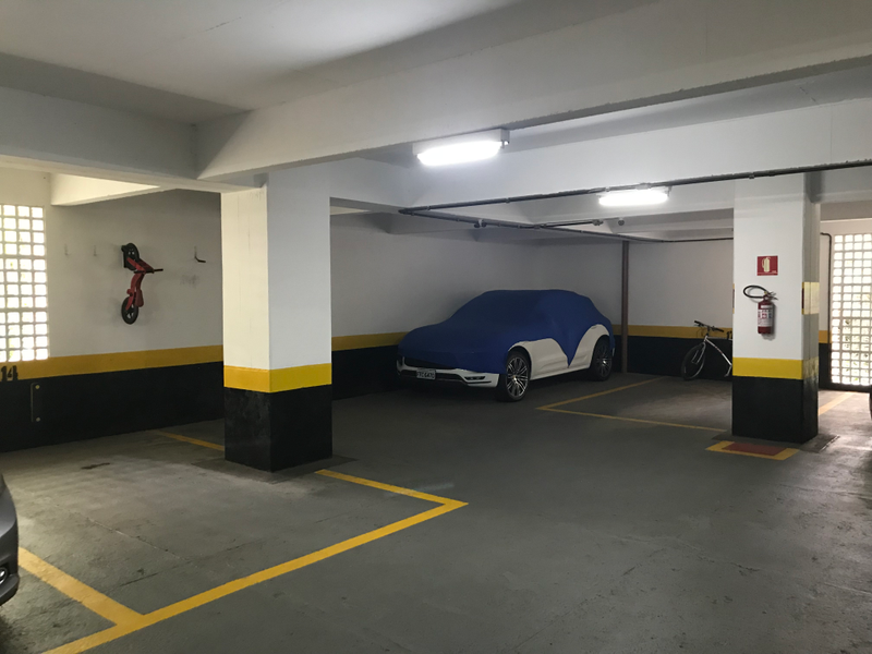 Illustration for article titled The Cars of my Parking Garage.